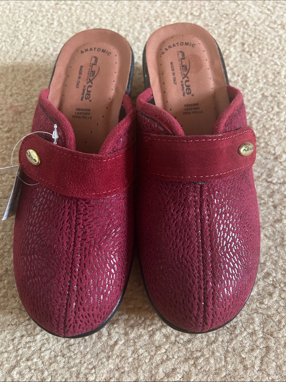 Flexus Red Suede/Leather Slip-On Clogs sz 7.5 NWT